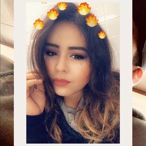 Meet your Posher, Daniela